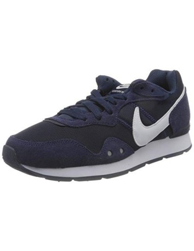 NIKE Venture Runner